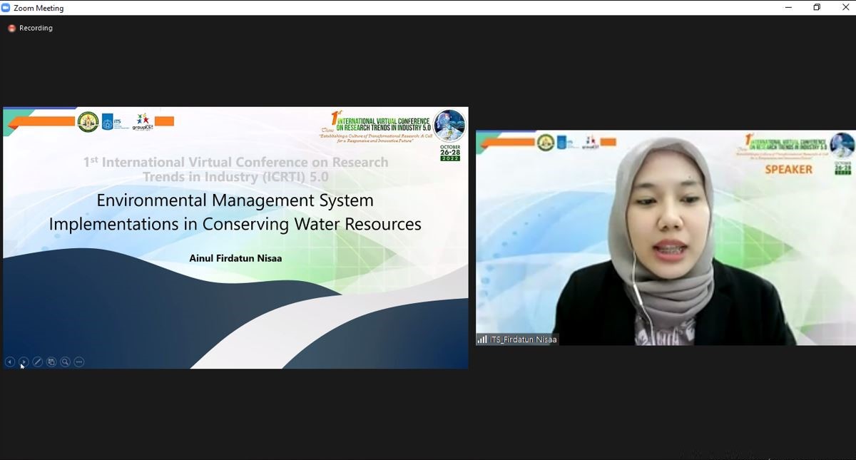 May be an image of 1 person and text that says 'Zoom Meeting Recording PupES 1st International Virtual Conference on Research Trendsir Industry (ICRJI) 5.0 Environmental Management System Implementations in Conserving Water Resources Ainul Firdatun Nisaa e SPEAKER H FirdatunNisaa മില'